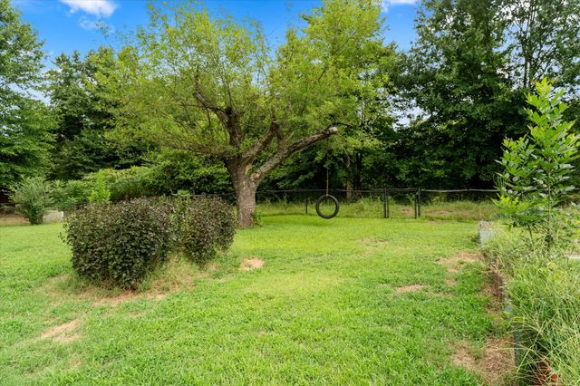 524 Park Lane, Mount Vernon, TX 75457