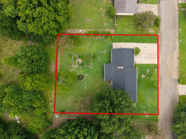 524 Park Lane, Mount Vernon, TX 75457