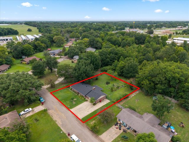524 Park Lane, Mount Vernon, TX 75457