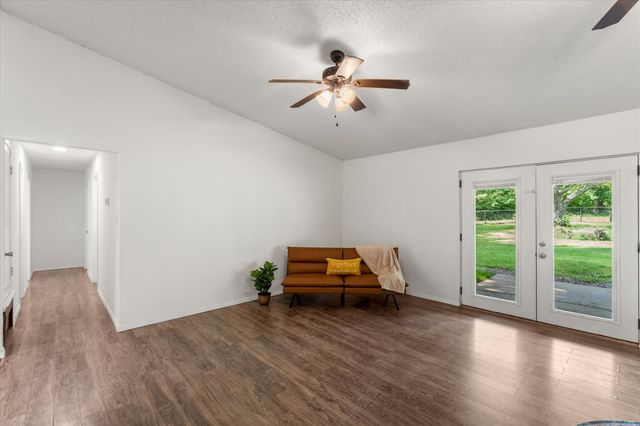524 Park Lane, Mount Vernon, TX 75457