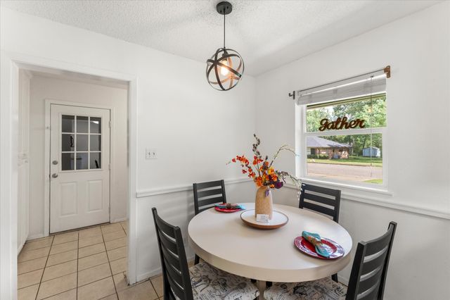524 Park Lane, Mount Vernon, TX 75457