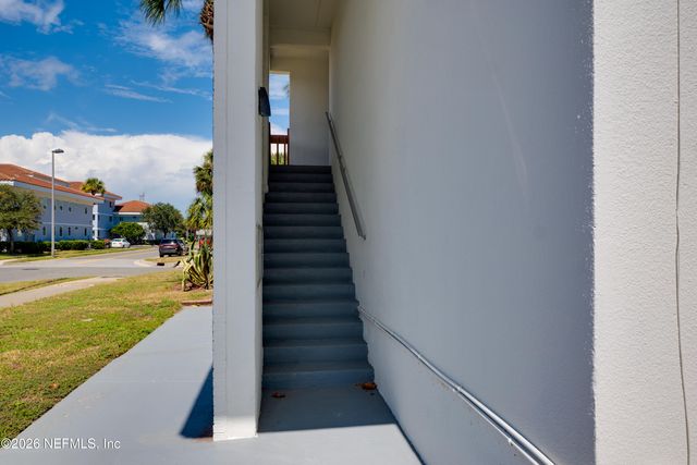 130 10TH Avenue N 1-8, Jacksonville Beach, FL 32250