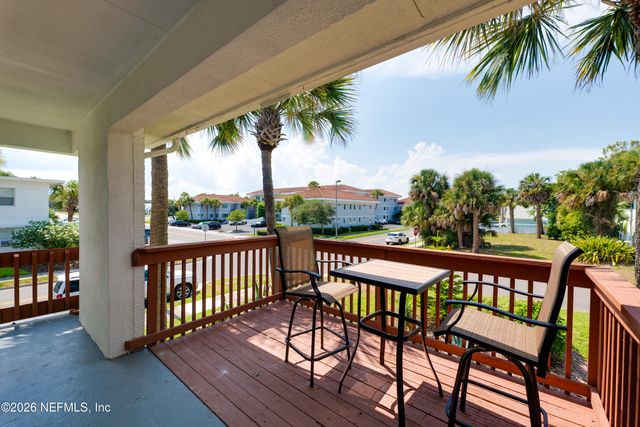130 10TH Avenue N 1-8, Jacksonville Beach, FL 32250