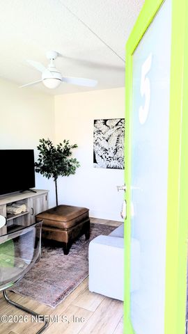 130 10TH Avenue N 1-8, Jacksonville Beach, FL 32250