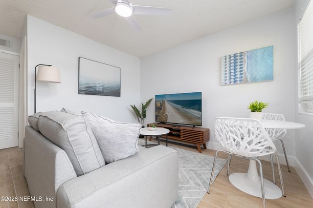 130 10TH Avenue N 1-8, Jacksonville Beach, FL 32250
