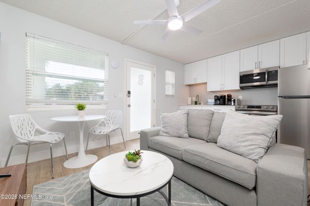130 10TH Avenue N 1-8, Jacksonville Beach, FL 32250