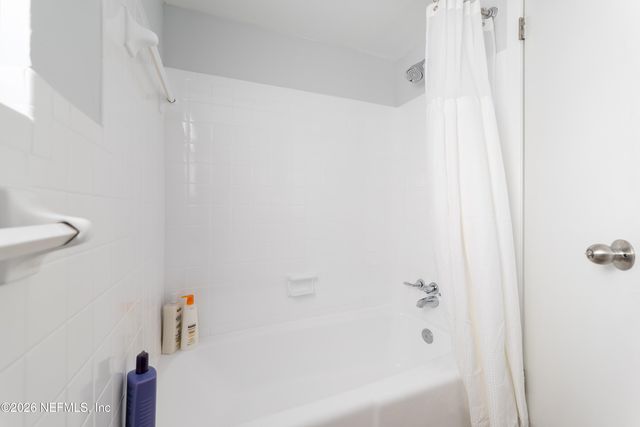 130 10TH Avenue N 1-8, Jacksonville Beach, FL 32250