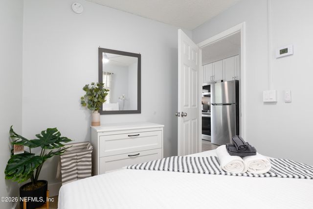 130 10TH Avenue N 1-8, Jacksonville Beach, FL 32250