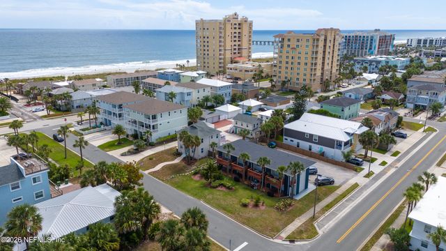 130 10TH Avenue N 1-8, Jacksonville Beach, FL 32250