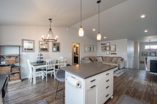 5534 8th Street W, West Fargo, ND 58078