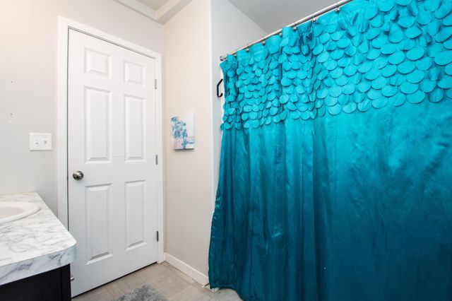 5534 8th Street W, West Fargo, ND 58078