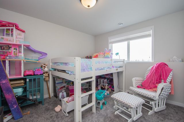 5534 8th Street W, West Fargo, ND 58078