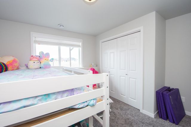 5534 8th Street W, West Fargo, ND 58078