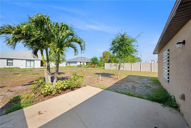 2820 SW 7th PL, Cape Coral, FL 33914