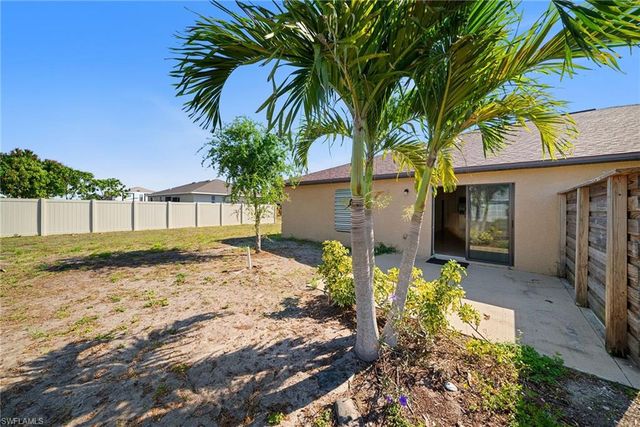 2820 SW 7th PL, Cape Coral, FL 33914