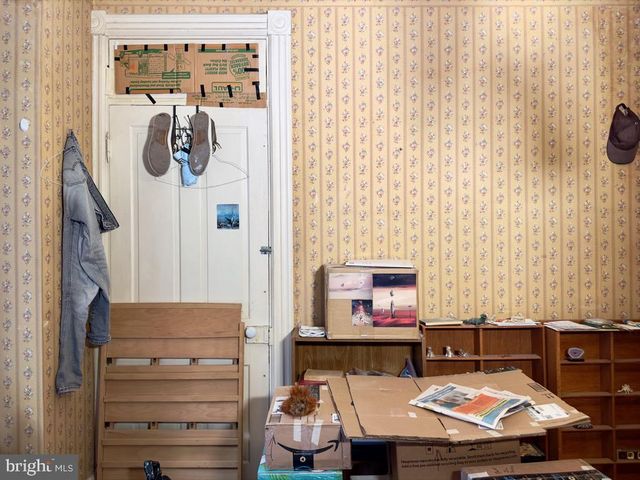 911 E KING ST, Lancaster, PA 17602