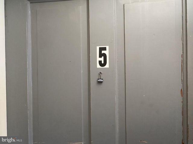 911 E KING ST, Lancaster, PA 17602