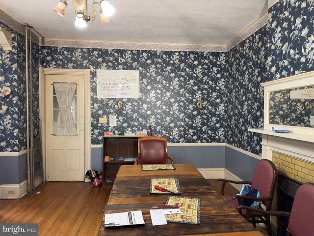 911 E KING ST, Lancaster, PA 17602