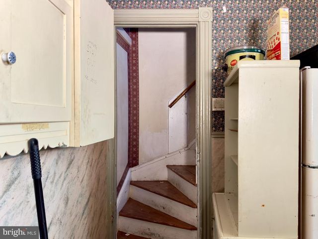 911 E KING ST, Lancaster, PA 17602