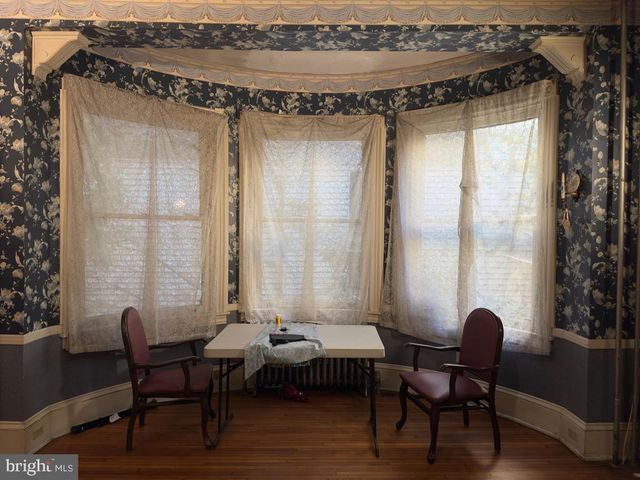 911 E KING ST, Lancaster, PA 17602