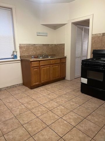 8116 S Ingleside Avenue 1, Chicago, IL 60619