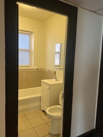 8116 S Ingleside Avenue 1, Chicago, IL 60619