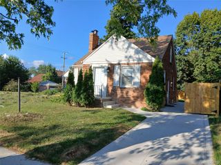 388 Eastlawn Street, Detroit, MI 48215