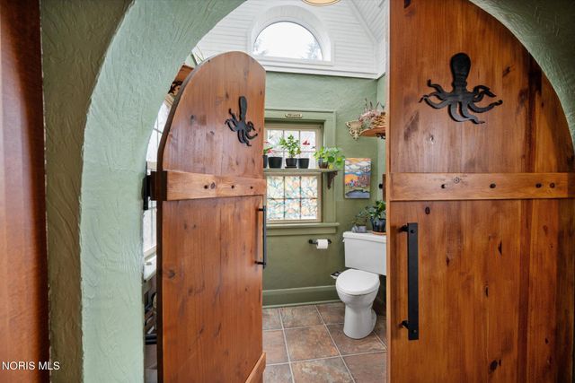 1732 Wildwood Road, Toledo, OH 43614