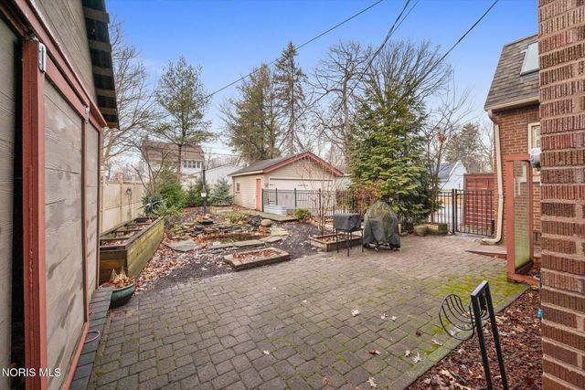 1732 Wildwood Road, Toledo, OH 43614