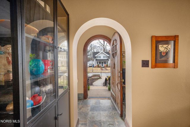 1732 Wildwood Road, Toledo, OH 43614