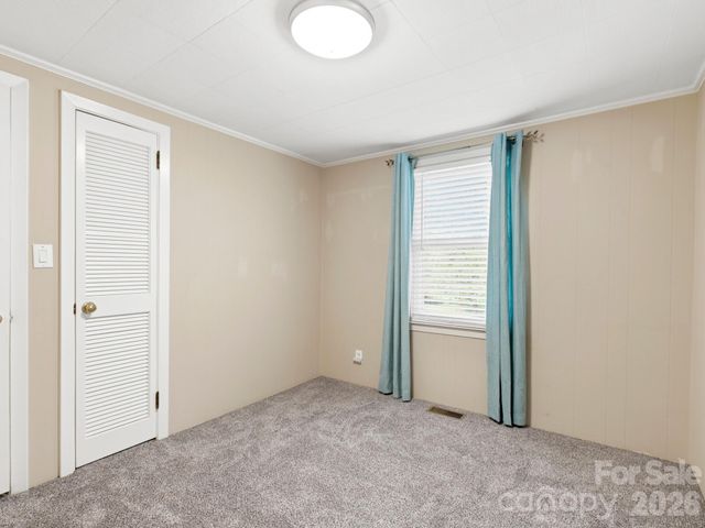 407 Hall Street, Hendersonville, NC 28739