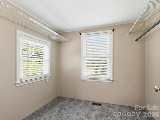 407 Hall Street, Hendersonville, NC 28739