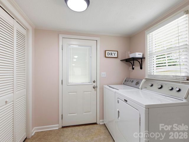 407 Hall Street, Hendersonville, NC 28739