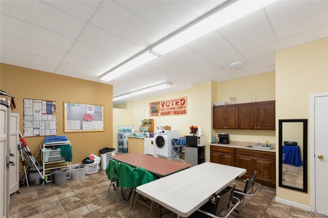 171-73 46th Avenue, Flushing, NY 11358