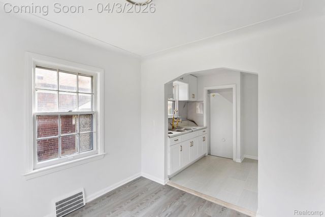 11537 Roxbury Street, Detroit, MI 48224