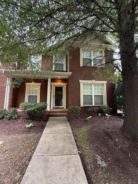 2136 Cason Ln, Murfreesboro, TN 37128