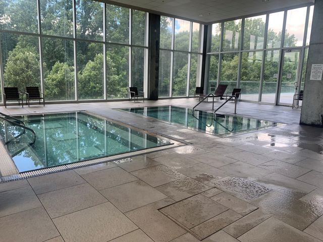 9655 Woods Drive 1208, Skokie, IL 60077