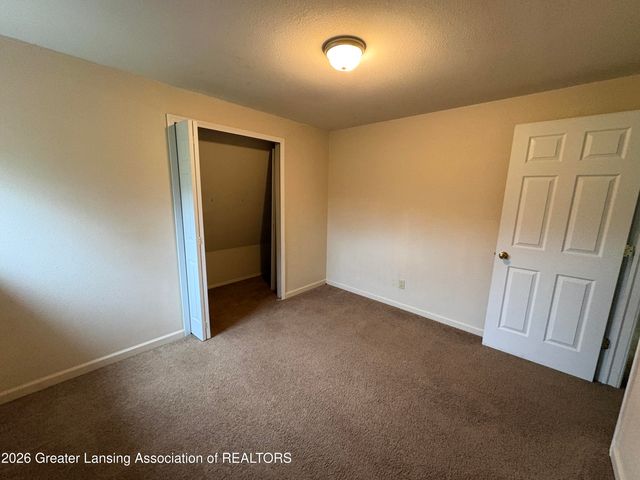8078 N Hartel Road, Grand Ledge, MI 48837