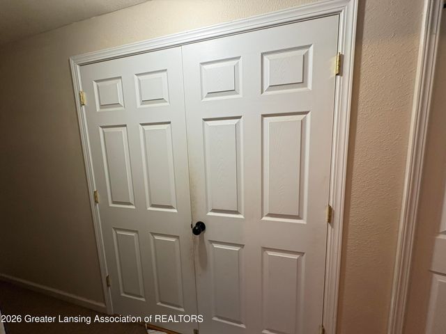 8078 N Hartel Road, Grand Ledge, MI 48837