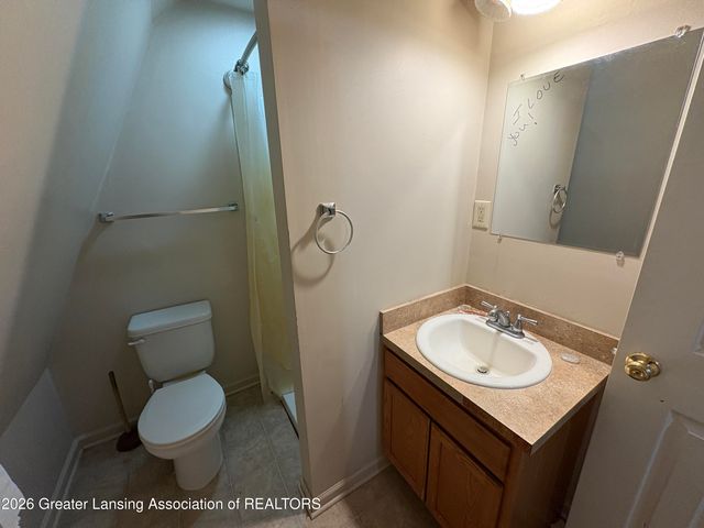 8078 N Hartel Road, Grand Ledge, MI 48837