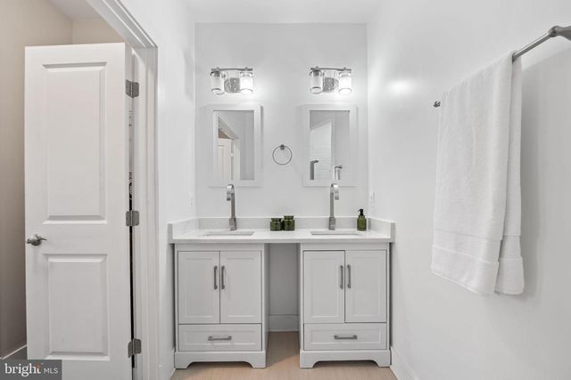 113 R ST NE, Washington, DC 20002