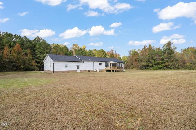 748 Gum Swamp Road, Four Oaks, NC 27524