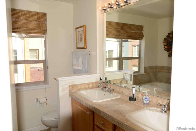 443 S Quay Street, Lakewood, CO 80226