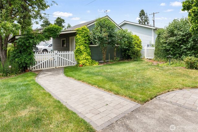 803 G Street, Centralia, WA 98531