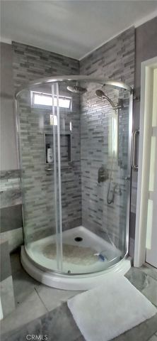 1359 W 69th, Los Angeles, CA 90044