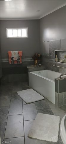 1359 W 69th, Los Angeles, CA 90044