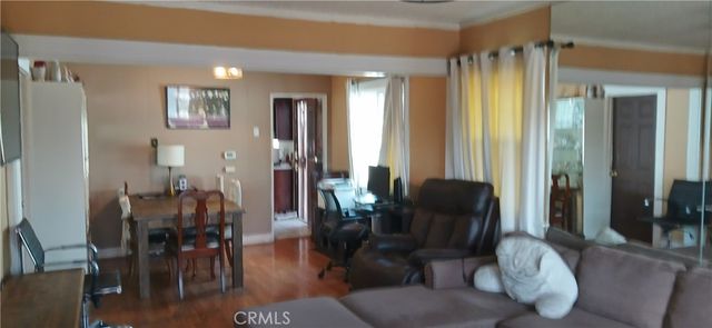 1359 W 69th, Los Angeles, CA 90044
