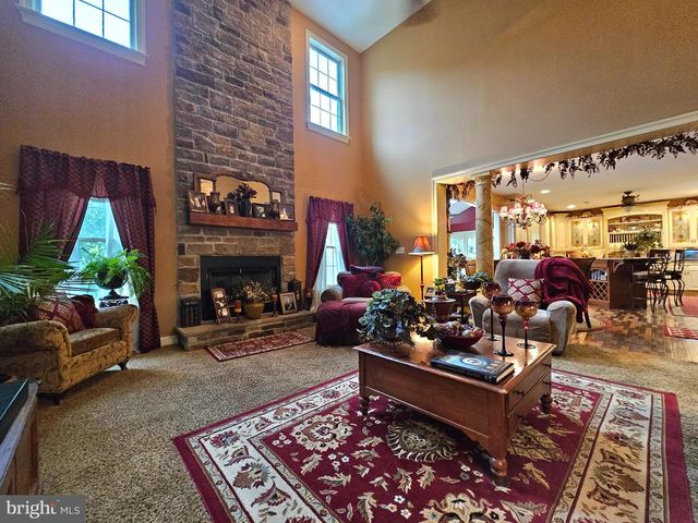 30 MELCHOR DR, Easton, PA 18042