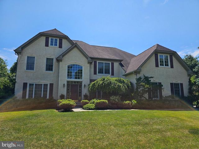 30 MELCHOR DR, Easton, PA 18042