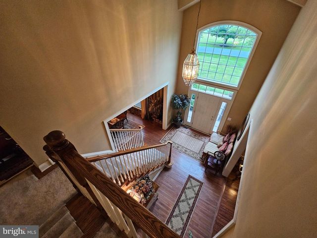 30 MELCHOR DR, Easton, PA 18042